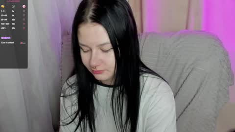 Snapshot of alinegreeeen chatting on February 2025 04:58:01 PM Aline Greeeen online show from February 2025 04:58:01 PM