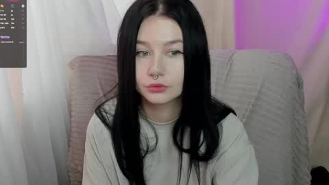 Snapshot of alinegreeeen chatting on February 2025 03:35:02 AM Aline Greeeen online show from February 2025 03:35:02 AM