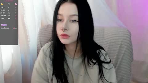 Snapshot of alinegreeeen chatting on February 2025 04:50:02 AM Aline Greeeen online show from February 2025 04:50:02 AM
