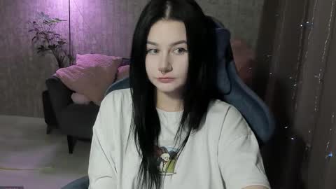 Snapshot of alinegreeeen chatting on September 2025 12:53:01 PM Aline Greeeen online show from September 2025 12:53:01 PM