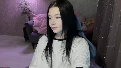 Snapshot of alinegreeeen chatting on October 2025 04:15:01 AM Aline Greeeen online show from October 2025 04:15:01 AM