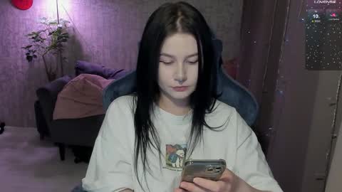 Aline Greeeen online show from April 2026 01:42:02 PM