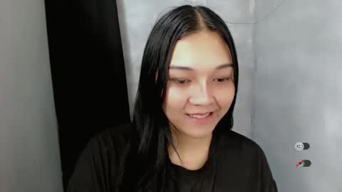 Shanti xhey online show from October 2025 12:17:01 PM