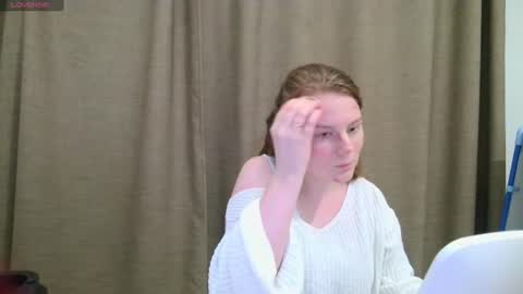 Alisa online show from June 2026 07:38:02 PM
