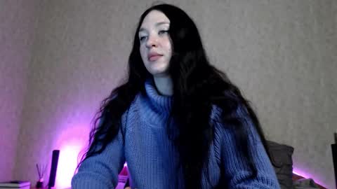 alisaadoll online show from October 2025 01:44:02 PM