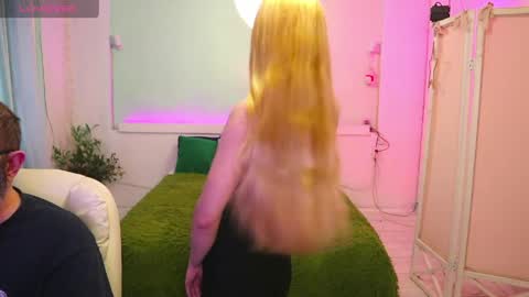 Snapshot of alisaaleks chatting on May 2026 02:46:01 PM Alisa Aleks online show from May 2026 02:46:01 PM