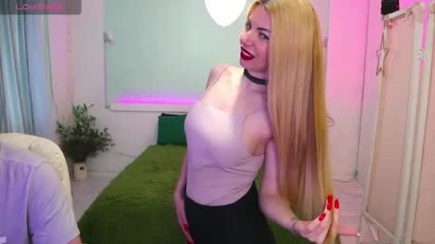Snapshot of alisaaleks chatting on May 2026 03:57:01 AM Alisa Aleks online show from May 2026 03:57:01 AM