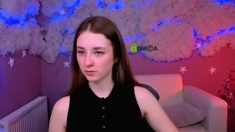 Alisa online show from April 2026 07:41:01 PM