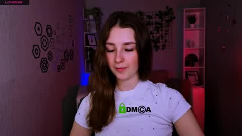 Snapshot of alisabliss chatting on May 2026 10:11:02 AM Alisa online show from May 2026 10:11:02 AM