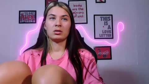 Snapshot of alisarossy chatting on June 2026 08:22:02 PM Alisa online show from June 2026 08:22:02 PM
