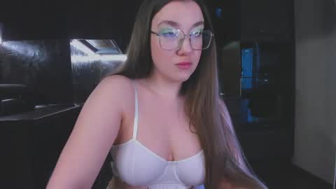 Alisa online show from April 2026 09:35:01 AM