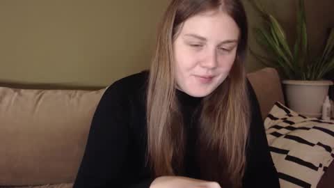 Snapshot of alisaxxxshy chatting on December 2025 09:44:01 PM alisaxxxshy online show from December 2025 09:44:01 PM