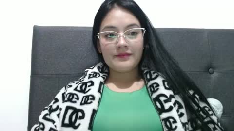 alisha_9997 online show from September 2025 01:18:01 AM