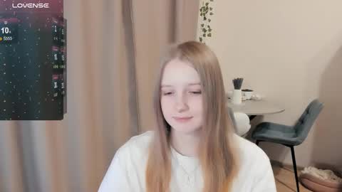 Alya online show from November 2025 10:04:02 PM