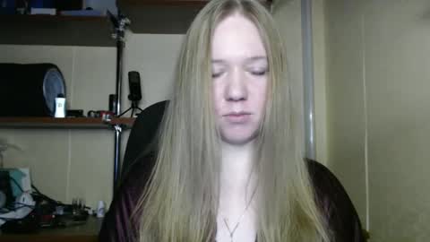 alisha_xi online show from December 2025 06:21:02 AM