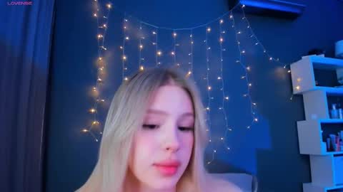 Snapshot of alishaaneta chatting on March 2025 09:54:02 PM Alisha online show from March 2025 09:54:02 PM