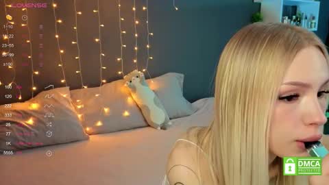 Snapshot of alishaaneta chatting on October 2025 12:36:02 PM Alisha online show from October 2025 12:36:02 PM