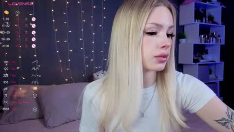 Snapshot of alishaaneta chatting on November 2025 11:11:01 AM Alisha online show from November 2025 11:11:01 AM