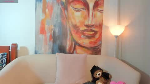 Alisha online show from April 2026 02:11:01 PM