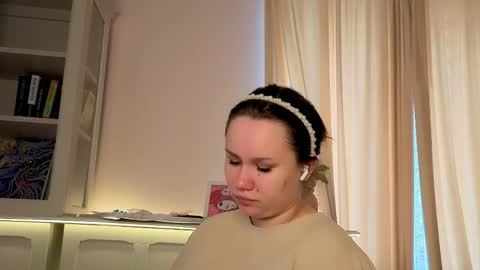 Alisia online show from March 2026 07:35:02 AM