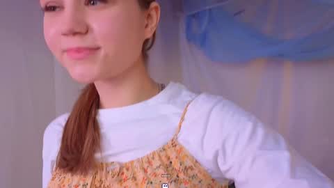 Alisia online show from December 2024 07:55:01 AM