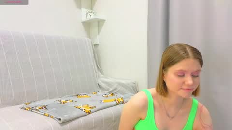 Alisia online show from April 2026 03:17:02 PM
