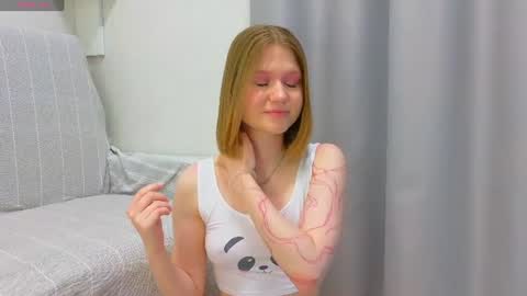 Alisia online show from June 2026 02:32:01 PM