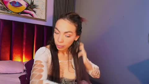 Alison Bonnet online show from October 2025 10:21:02 PM