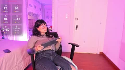 Alison Fishert online show from December 2025 12:13:02 PM