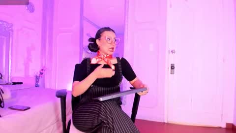 Alison Fishert online show from January 2026 12:21:01 PM