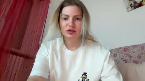Ecate online show from September 2025 06:55:01 PM