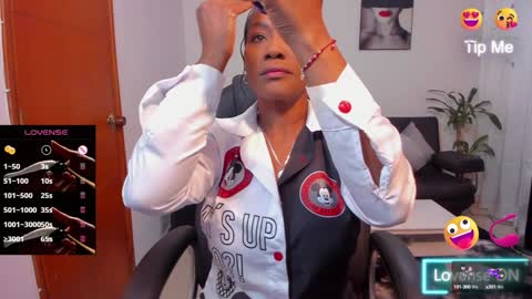 Alisson online show from February 2025 01:01:01 PM