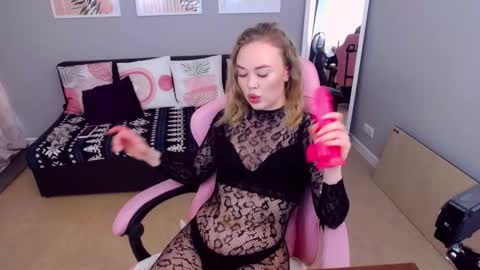 Anna online show from February 2026 08:04:02 AM