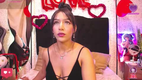 Snapshot of alisse_laurent chatting on February 2025 04:15:01 AM alisse online show from February 2025 04:15:01 AM