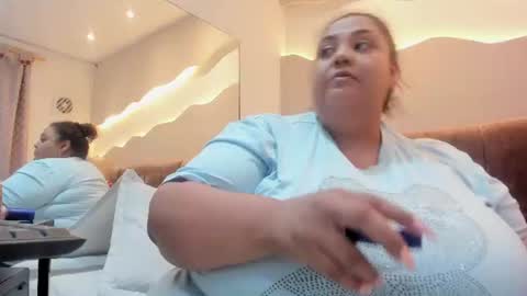 Snapshot of alisson_am chatting on July 2026 05:17:02 PM Alisson online show from July 2026 05:17:02 PM