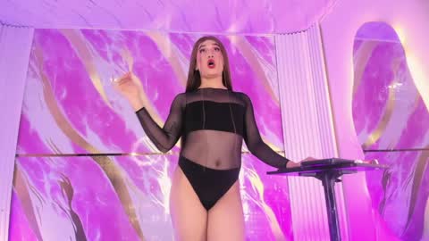alisson_santiel online show from May 2026 06:19:02 AM