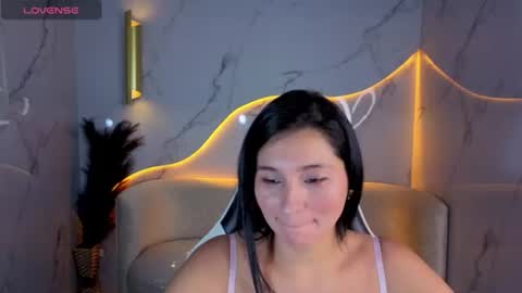 alisson_tx_ online show from July 2026 07:49:01 PM