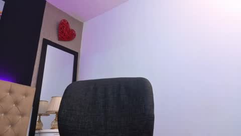 alissonrose3 online show from May 2026 10:27:01 PM