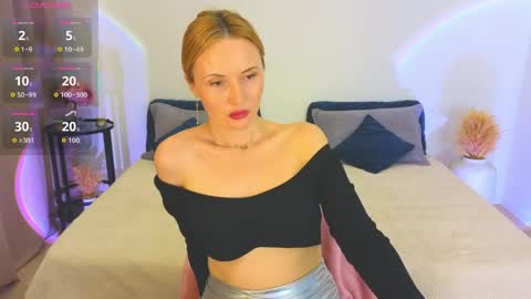 Snapshot of alisssarose chatting on June 2026 04:33:02 PM alisssarose online show from June 2026 04:33:02 PM