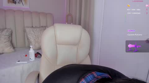 Snapshot of alissyadanger chatting on February 2025 04:37:01 AM TATIS online show from February 2025 04:37:01 AM