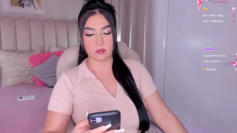 Snapshot of alissyadanger chatting on February 2025 01:44:02 AM TATIS online show from February 2025 01:44:02 AM