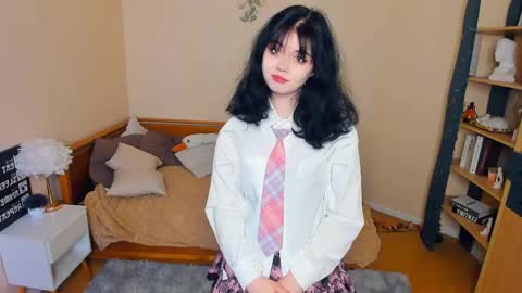 Snapshot of alixypunter chatting on May 2026 09:38:02 AM Emily online show from May 2026 09:38:02 AM