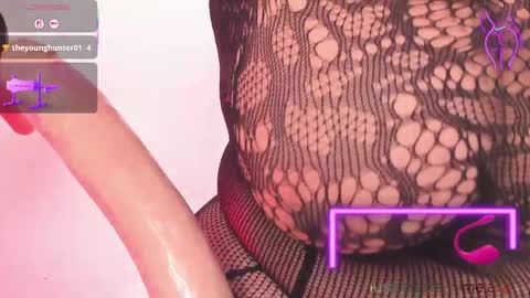 Aliyahs stone online show from April 2026 09:41:02 PM