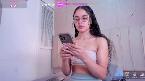 Snapshot of alizza_ chatting on May 2026 11:38:01 AM alizza_ online show from May 2026 11:38:01 AM