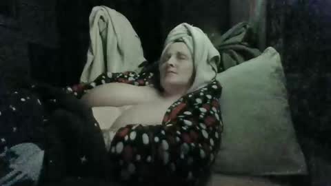 AllaSowinskaya online show from April 2026 06:16:01 PM