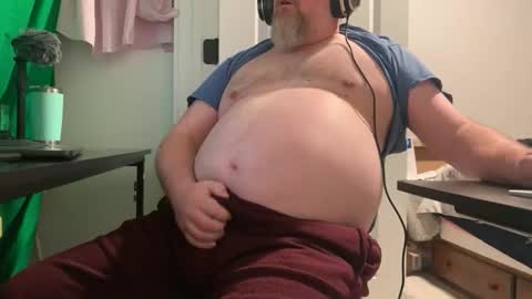 Allergictolove online show from January 2026 02:52:02 PM