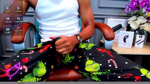                                 Help me reach 100 likes online show from December 2024 12:49:01 PM