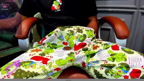                                 Help me reach 100 likes online show from December 2024 12:37:01 PM