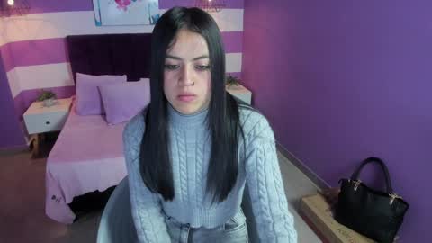 Snapshot of alli_cooper chatting on January 2025 12:19:02 PM Ali online show from January 2025 12:19:02 PM