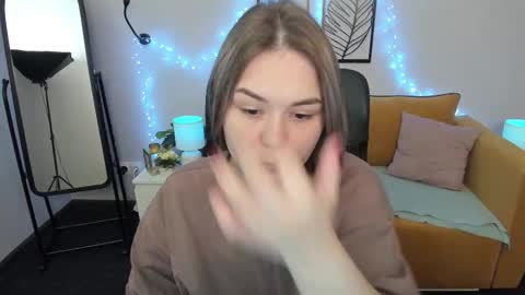 Blair online show from September 2025 03:28:01 AM